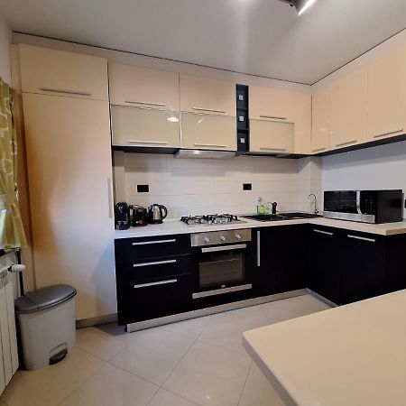 Urban George Enescu 4 Beedroom Apartment Σουκεάβα Εξωτερικό φωτογραφία