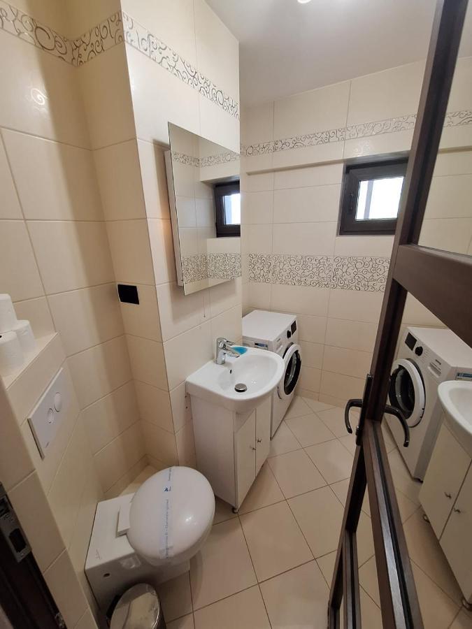 Urban George Enescu 4 Beedroom Apartment Σουκεάβα Εξωτερικό φωτογραφία